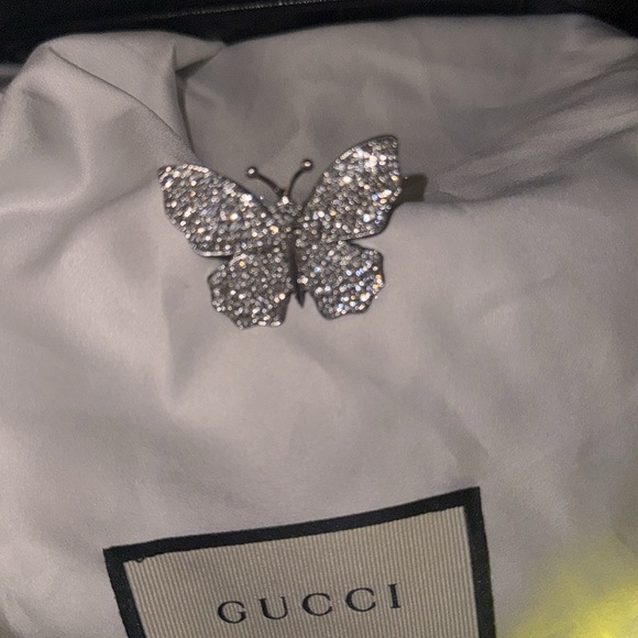 🦋Butterfly Brooch Dazzling & Versatile Accessory for Women,Perfect for a Scarf - Picture 7 of 9